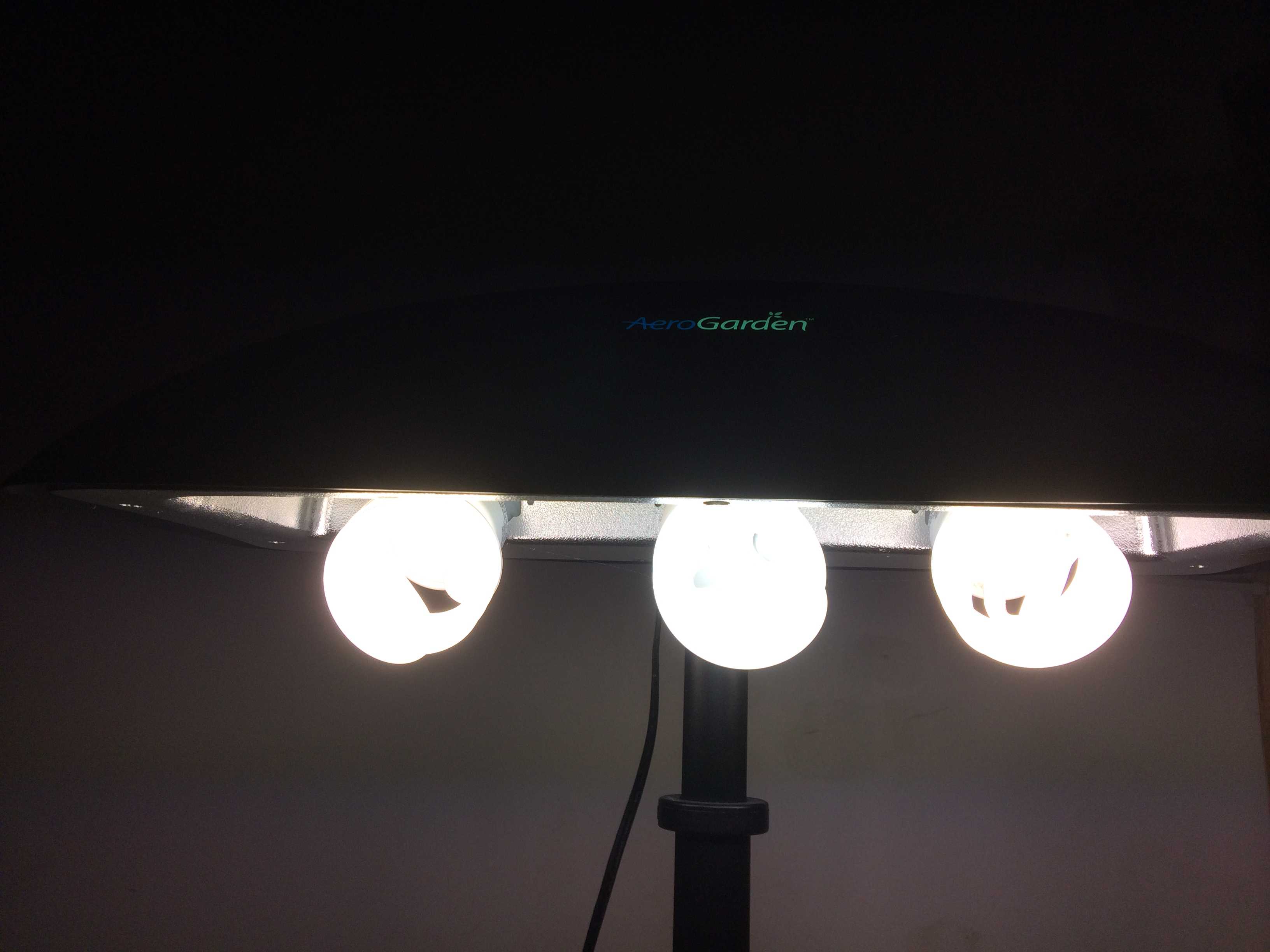Aerogarden Ultra CFL bulb modification