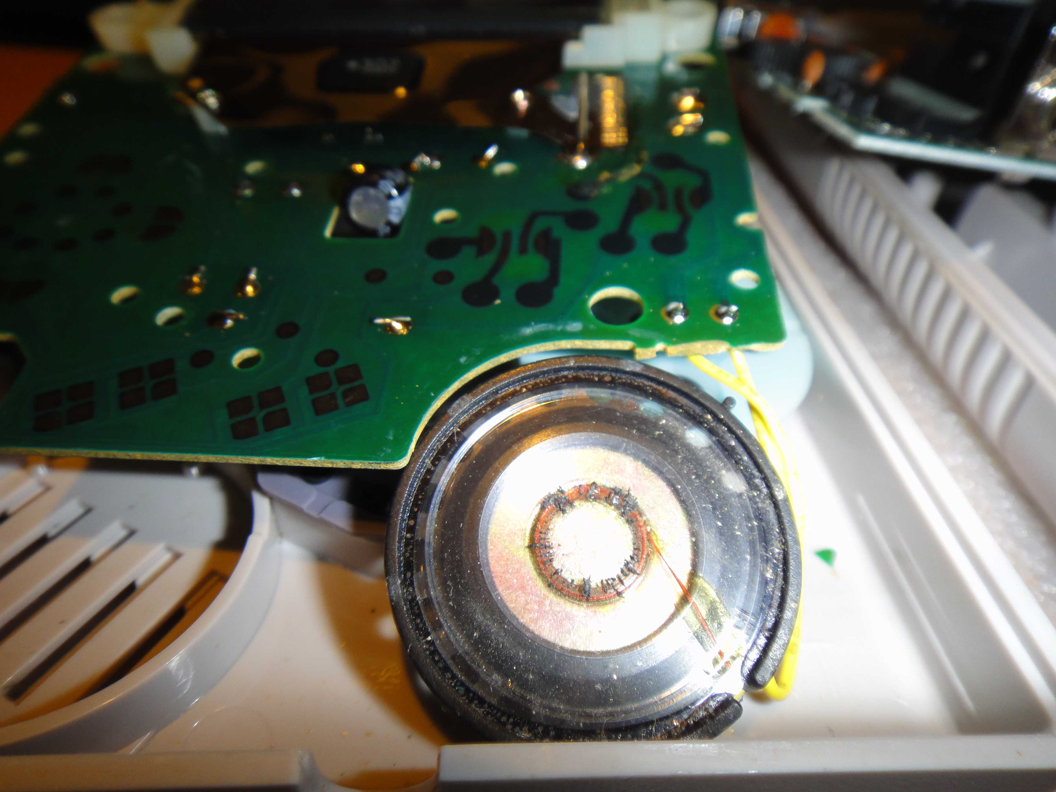GB Speaker dirt