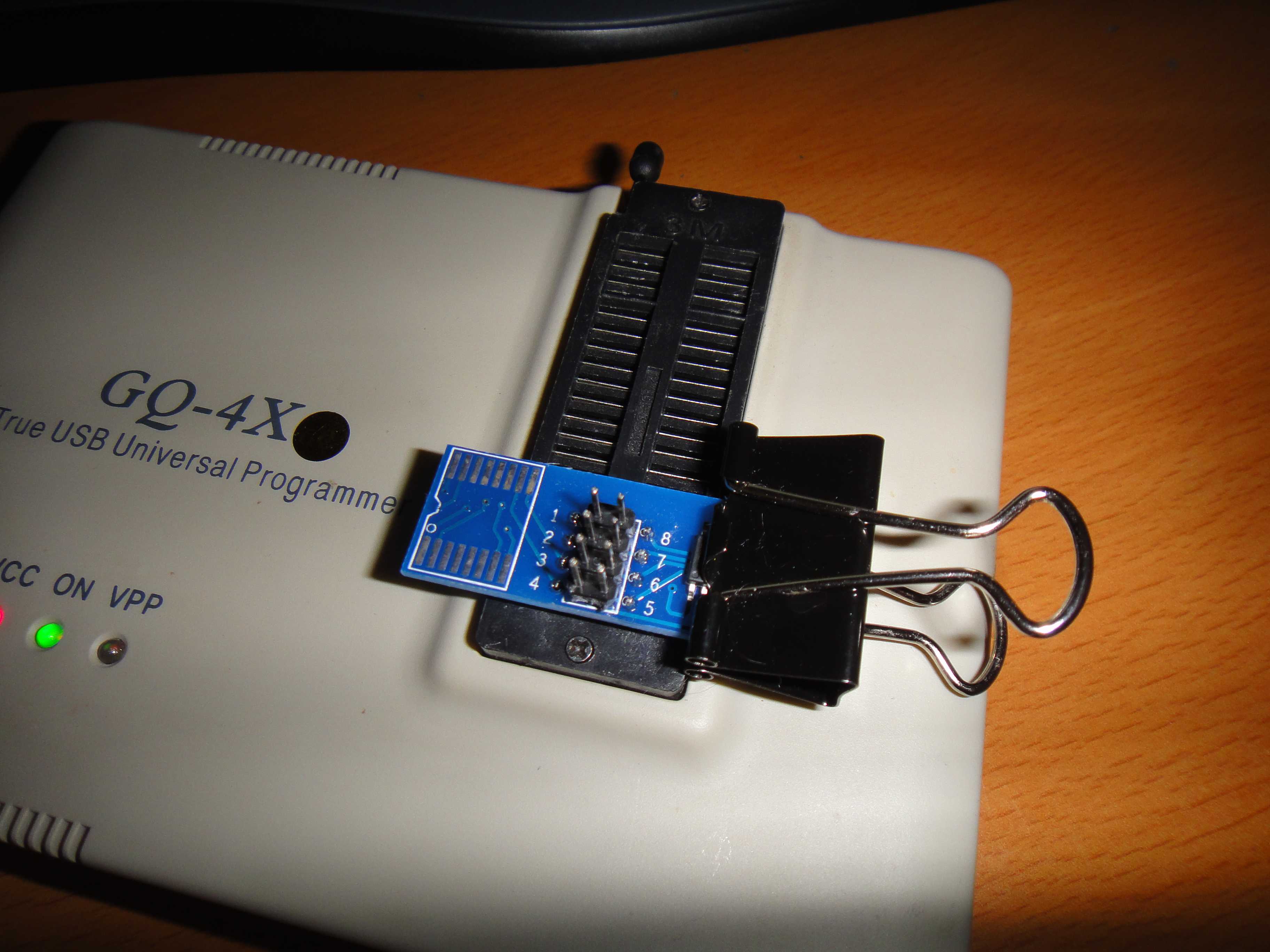 icprog paperclip